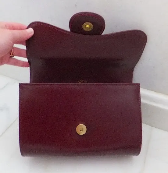 Authentic Gucci Burgundy Classic Clutch