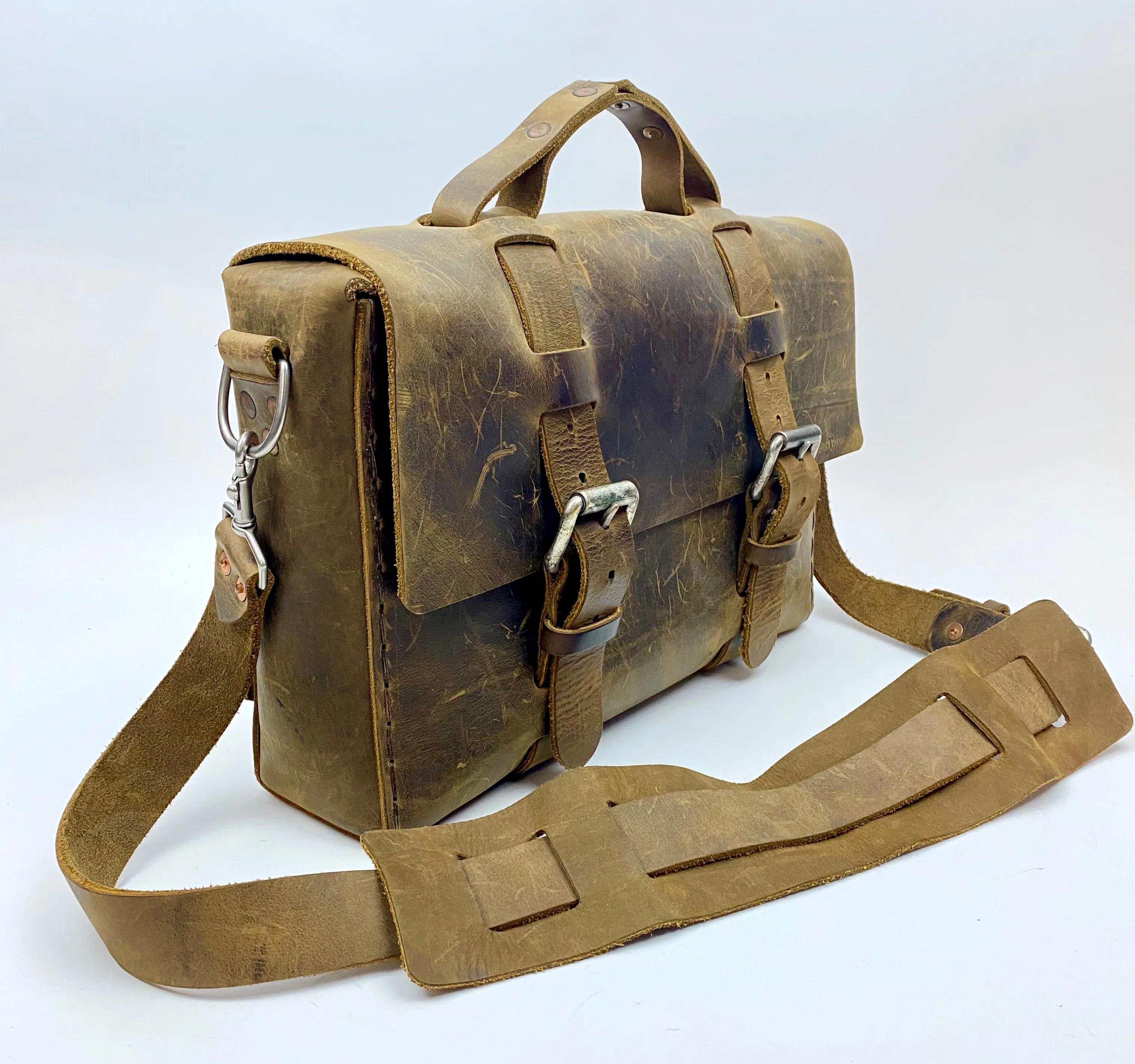 Seasoned No. 4313 - Minimalist Standard Leather Satchel in Crazy Horse with Rollerboard Strap